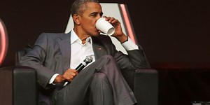 How Obama Is Owning Trump on Twitter