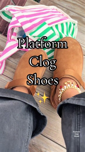 Platform clog shoes #clogshoes #clogs #fallshoes #suedeclogs #fashionlookbook @Project Cloud Shop
