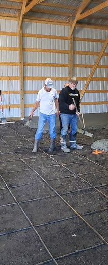 GCC hard at work!! | Glencoe Country Club