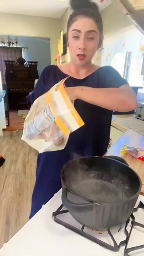 #💙 #chicken #chickenbone #recipe #soup #broth #musttry #reels #foodie #yum #foodies #recipeoftheday #ig | Momdavila Davila