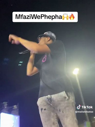Master KG Mfazi Wephepha Lyrics | Tebatso T4