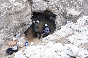 Ice Age Cave Entrance That Nobody Has Entered for 16,000 Years Discovered