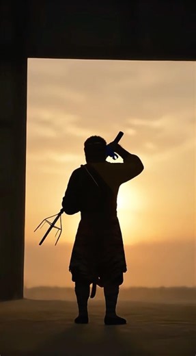 Even the Monkey King Uses This Tool to Change High Ceiling Lights