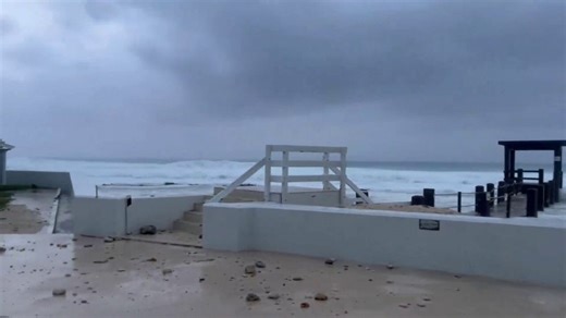Watch: Winds from Tropical Storm Helene lash Grand Cayman | Latest Weather Clips | FOX Weather
