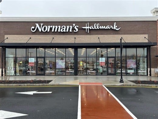 Norman’s Hallmark opens Woodbridge store at Cloverleaf Shopping Center