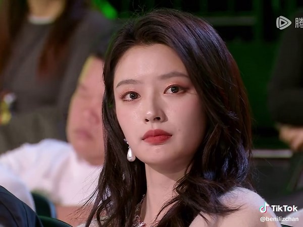 中国の授賞式で輝く美しいビジュアルと注目の俳優たち