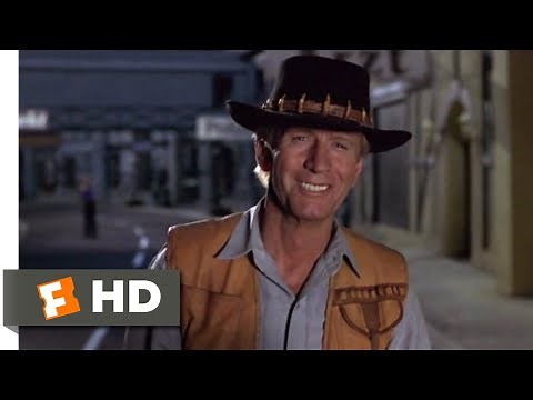 Crocodile Dundee in Los Angeles (2001) - Movie Set Fight Scene (9/10) | Movieclips