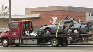 1 killed, 1 hurt in crash at Atlanta intersection