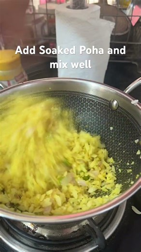 Simple, Tasty and Healthy Poha Recipe | Street-Style Light & Flavorful Breakfast