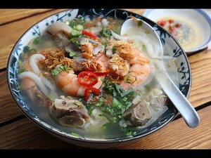How to make Bánh Canh Giò Heo - Vietnamese Pork Hock Shrimp Udon Noodle Soup