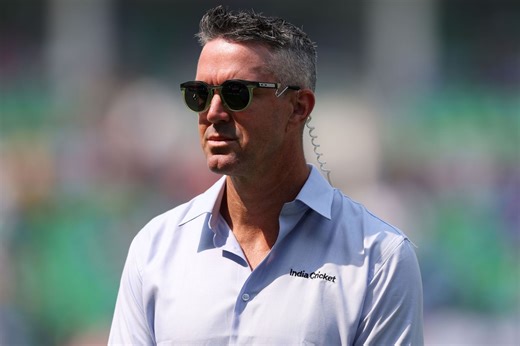 3 instances of a cricketer hitting out at a journalist over a news article ft. Kevin Pietersen