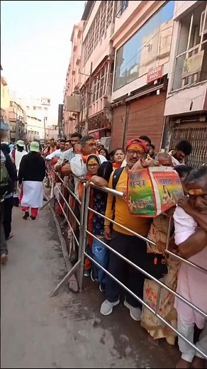 Kashi Vishwanath Fastest Darshan Guide 🔥 No Line Trick 2026