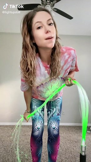 One of my fave new tricks I learned recently #pixelwhip #pixelwhipflow #pixelwhipping #lightwhip #edmtiktok