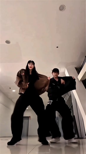 Uptown Funk (feat. Bruno Mars) [Dave Audé Remix] - Mark Ronson | Dance Cover #shorts