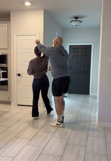 Fun Half-Step Country Dance Moves to Enjoy Together