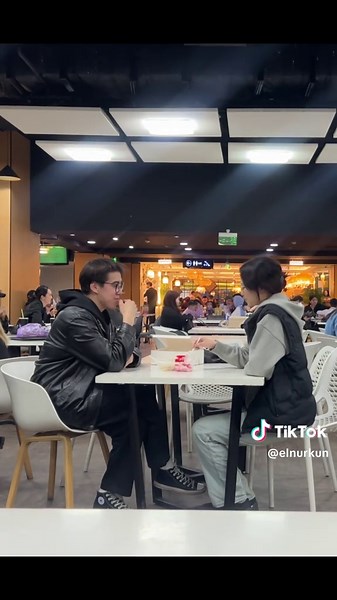 How to Meet Using Cake: K-Drama Inspired Prank