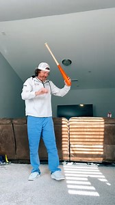 Acrylic blitz vs. wood bat 🔥