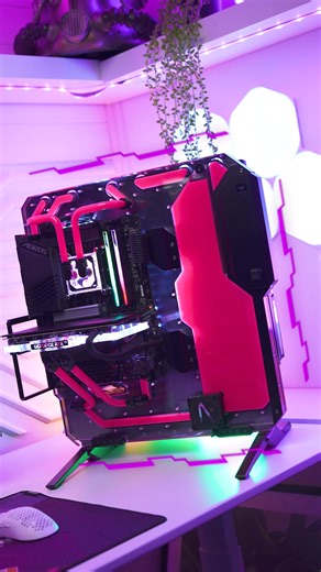 Introducing the all-new EXPLORER EXTREME gaming PC | Art meets Technology A true work of art, combining cutting-edge technology with an open-air design. Custom cooling solutions and innovative inbuilt distro make it stand out. Select any coolant style you like and our Ultralabs team will match it, and really make it stand out from the rest with additional embellishments such as custom fan grills. With thoroughbred performance and engineering, it supports 3 radiators and 9 fans, pushing boundarie