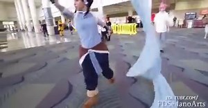 Cosplay Korra while water