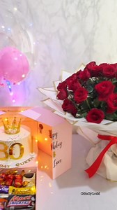 Our signature new gift box 🎁 1kg cake Surprise cake box Chocolates 60 roses bunch Stickers & lights arrangement Customized greeting BOBO light stick balloon WhatsApp ➡️ https://wa.me/message/VU2SHYQHIVWYM1 Call us on 📞 0704488115 TikTok www.tiktok.com/@cake_by_lochi Instagram https://www.instagram.com/cakebylochi/ #colombo #cake #cakedecorating #delivery #deliveryavailable #homemade #homedelivery #doorstepdelivery #birthday #birthdaycake #SriLanka #baking #icing #chocolatecake #bakery #birthda