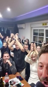 Samo dio atmosfere listopada... Kao i svake godine, tako i u novu 2023. ulazimo sa novim nastupom, još luđim temama i "starim, blesavim Aleksom"... A predstava "Aleks i Bara" već se mota po mojoj glavi, još samo da ju hitim na papir i to je to😉 Premijera uskoro🙂 | Aleksandar Lazić