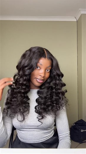 Quick Glueless Wig Install with Wand Curls