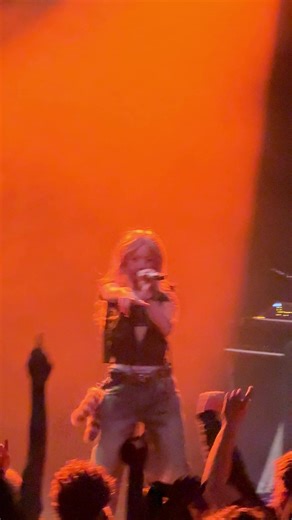 Tiffany Day Live in Chicago: Glass Jaw Tour 2026