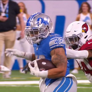 In his first career start, Detroit Lions RB Craig Reynolds ran for 112 yards on 26 carries. Oh, and it was against the one of the best teams in the league. | NFL