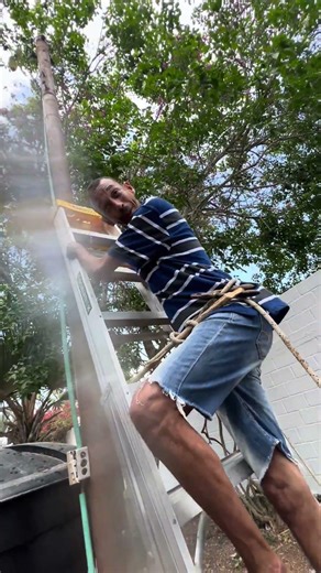 El electricista 👩‍🔧