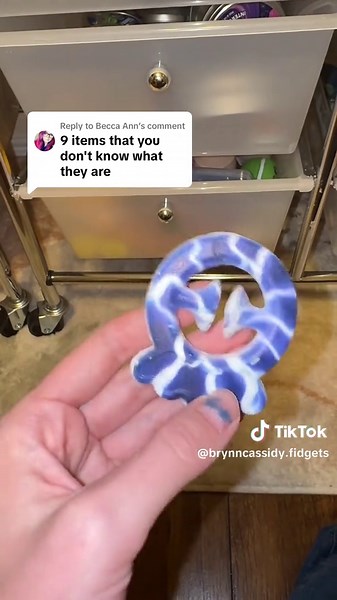 Ultimate Guide to Fidget Toys and Spinners