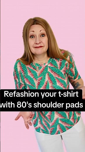Stop wearing boring t-shirts: try this 80s shoulder pad hack! ✂️
