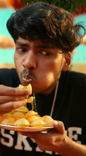 #😯aaj main pani puri ki duniya mein a Gaya Hun khane mein bahut testi hai video pasand I live channe