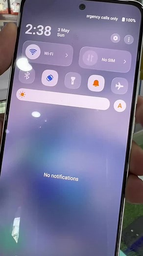 How to Set Flash Light on Samsung Mobile: Simple Settings Guide