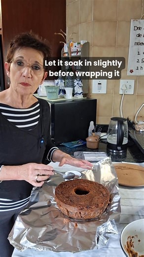 35K views · 389 reactions | ✨The Microwave Fruit Cake has quite a few ingredients! ✨ But trust me, it’s so worth it! Moist, rich, and full of flavour! and ready in no time! ‍ Watch how easy it is to make! ⏳COOK TIME: 20 minutes | Argilla Pottery MET Marelize | Facebook