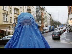 Mit der Burka durch Kassel - ein Test
