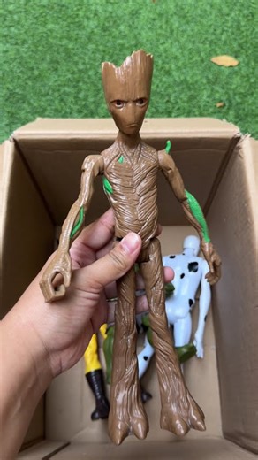 Marvel Superhero Toy In The Box ASMR Review