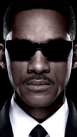 corefilmsdaily on Instagram: "👽 Movie: Men in Black II (2002) 🎭 Genre: Sci-Fi | Comedy | Action ⏱️ Runtime: 1h 28m ⭐ Rating: PG-13 🛸 Overview: Men in Black II continues the iconic extraterrestrial adventure as Agent J tracks down a new alien threat — but this time, he needs his partner back. The problem? Agent K doesn’t remember a thing. This sequel blends comedy, action, and emotional moments surprisingly well, especially scenes where K’s forgotten memories hint at what he already knows deep