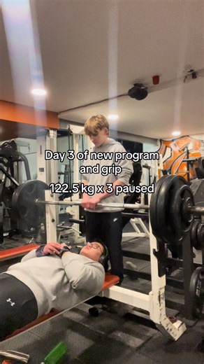 Maximize Your Weight Lifting with the Right Grip