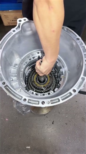 Toyota lexus 8AT gearbox assembly #mechanic #toyota #shorts #automobile