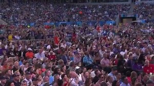 Brian Urlacher took a moment during his Hall of Fame speech to thank the best fans in the world! #Beardown | Chicago Bears Nation