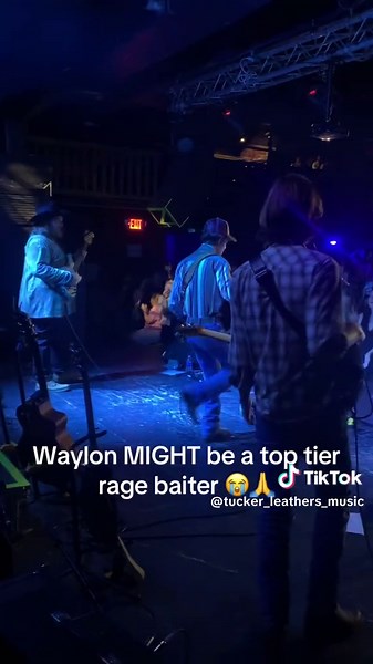 Waylon Wyatt's Electric Performance at The Vanguard