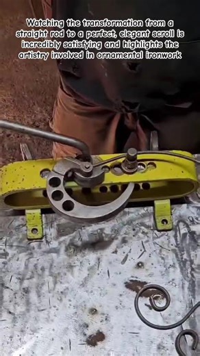 Ornamental ironwork: Creating precision scrolls #MetalWorking #IronWork #Blacksmithing #shorts