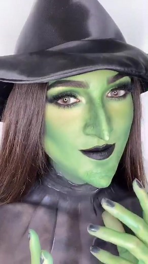 Elphaba Inspired Makeup: Wicked Witch of the West Transformation