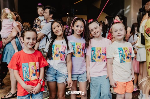 4.6K views | ✨睊 헠헜헡헜헥헔헩험헦 헚헔헟헟험헥헬 헡헢헪 헟헜헩험 睊✨ The Miniraves gallery is now live on our website and Facebook. All the moments, right here → miniraves.com/gallery  #MINIRAVES | MINIRAVES | Facebook