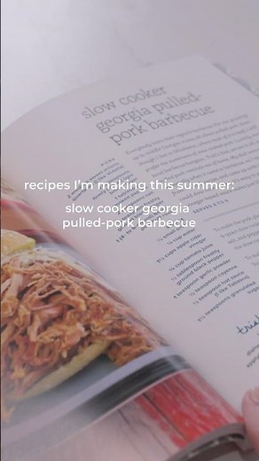 BBQ pulled-pork from my cookbook, Trisha's Table: My Feel-Good Favorites for a Balanced Life. 🩵