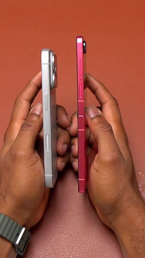 392K views · 1K reactions | iPhone 17 Pro vs Galaxy Z Flip 7 Speed Test #iphone17pro #galaxyzflip7 #appleiphone #samsunggalaxy #iphone | AnotherTech | Facebook