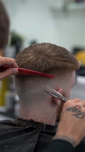 How to scissor over comb properly… #hairstyles #barber #haircut #hair
