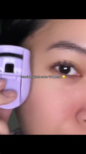 Eyelash Curler Tutorial for Stunning Makeup Looks