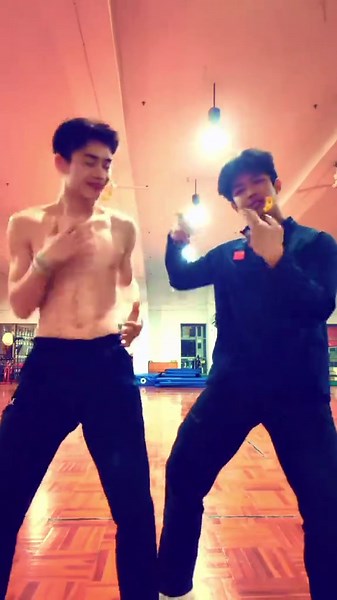 Dance Check Challenge: One Move, Game Over!