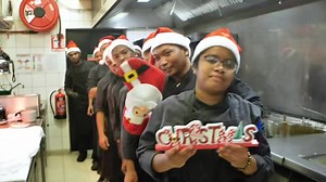 C’est avec le coeur rempli de gratitude que toute l’équipe du Radisson Hotel Group Madagascar vous souhaite un joyeux noël rempli d’amour et d’espoir, nous vous souhaitons des moments mémorables remplis de partage et de générosité. It is with a heart full of gratitude that the entire Radisson Hotel Group Madagascar team wishes you a Merry Christmas filled with love and hope, we wish you memorable moments filled with sharing and generosity. Radisson Hotel Tamboho Waterfront Antananarivo Radisson 